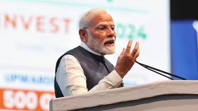 2023માં વડા પ્રધાન નરેન્દ્ર મોદીએ ઉત્તરાખંડના પિથૌરાગઢ જિલ્લામાં પાર્વતી કુંડમાં પૂજા અર્ચના કરી હતી અને ધ્યાન કર્યું હતું. આ પછી તેમણે કૈલાશ વ્યુ પોઈન્ટથી આદિ કૈલાસના દર્શન કર્યા હતા. આ આધ્યાત્મિક ક્ષણ દરમિયાન તેમણે શંખ પણ વગાડ્યો હતો. 2024ની લોકસભા ચૂંટણી પ્રચારના અંત પછી પીએમ મોદીએ કન્યાકુમારીમાં વિવેકાનંદ રોક મેમોરિયલમાં 45 કલાક ધ્યાન કર્યું. તેમણે સ્વામી વિવેકાનંદની પ્રતિમા સામે બેસીને ધ્યાન કર્યું. આ દરમિયાન પીએમ મોદીએ વિવેકાનંદ શિલા પાસે સ્થિત તમિલ કવિ તિરુવલ્લુવરની 133 ફૂટ ઊંચી પ્રતિમાની મુલાકાત લીધી હતી.