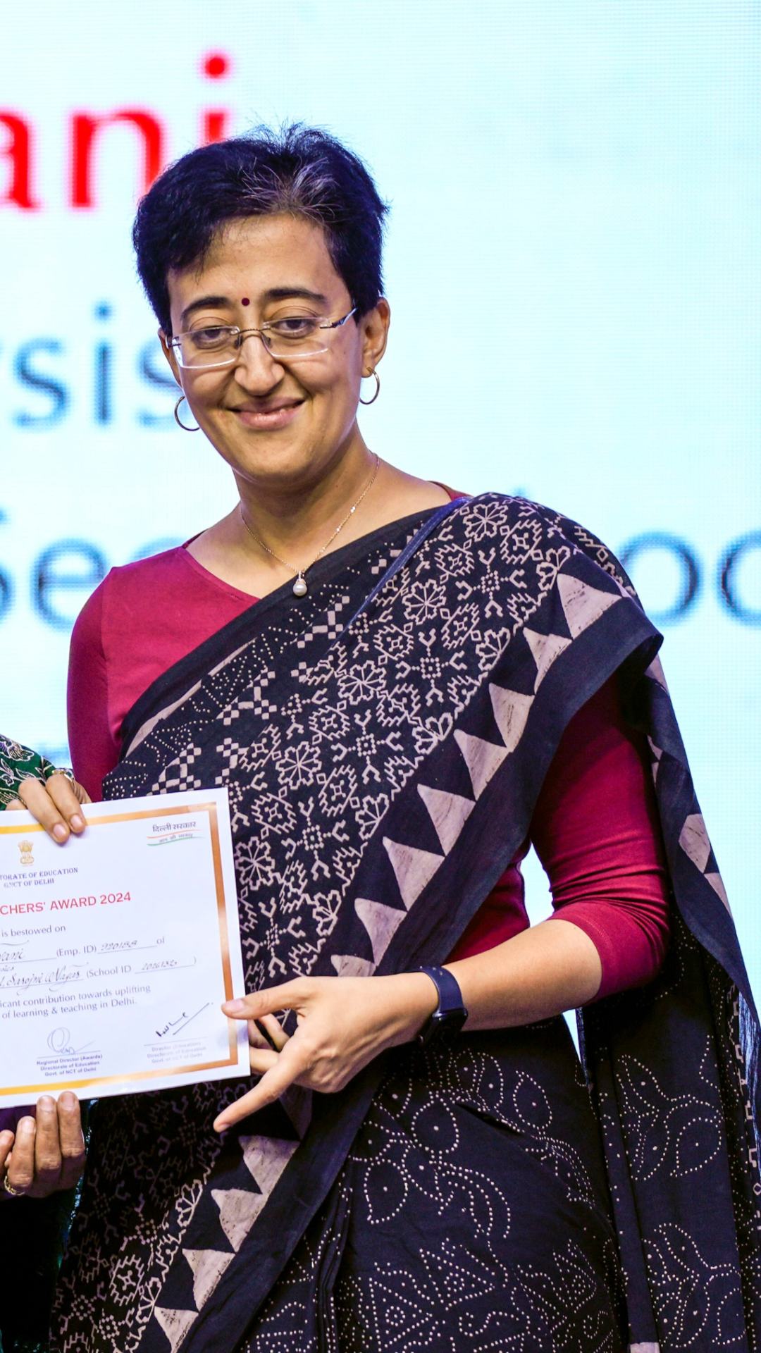 Atishi Marlena Singh: ஆக்ஸ்ஃபோர்டில் படிப்பு; நாட்டின் மிக இளம் முதலமைச்சர்- யார் இந்த அதிஷி சிங்?