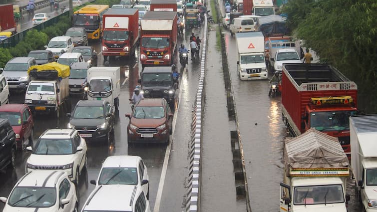 Delhi Weather News Heavy Rain Lashes Parts Of Delhi NCR IMD Predicts More Showers Check Forecast Heavy Rain Lashes Parts Of Delhi NCR, IMD Predicts More Showers: Check Forecast For This Week