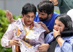 Haryana Elections 2024: जिन विनेश फोगाट को मिले थे करोड़ों के ऑफर, उनके कांग्रेस जॉइन करने का सामने आ गया असल कारण!