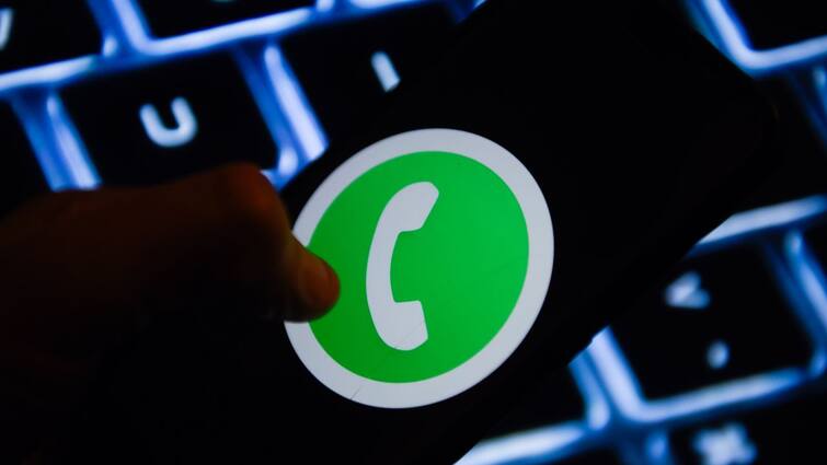 WhatsApp Working on a Feature Users Mention Contacts in Status Updates WhatsApp: হোয়াটসঅ্যাপ স্টেটাসে আসছে নতুন ফিচার, ইউজাররা এবার কী সুবিধা পেতে চলেছেন?