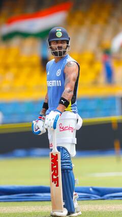 చరిత్రకు అడుగుదూరంలో కోహ్లీ