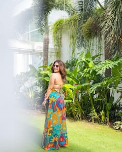 Nisha Aggarwal: ఇంద్ర ధనస్సు రంగుల మధ్య వెలిగిపోతున్న చందమామ చెల్లెలు నిషా అగర్వాల్!