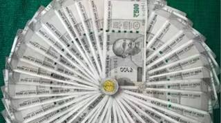 भारतात करोडपतींच्या संख्येत झपाट्यानं वाढ, 10 कोटी कमावणाऱ्यांची संख्या किती? काय सांगतो अहवाल? 