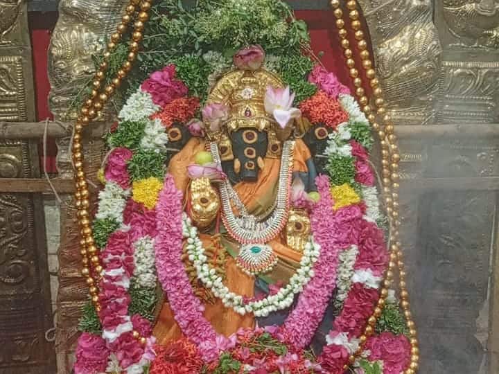 Karur  sri varahi amman alaya pournami pooja Varahi amman alangaram TNN கரூர் உழவர் சந்தை அருள்மிகு ஸ்ரீ வாராஹி அம்மன் ஆலயத்தில் பௌர்ணமியை முன்னிட்டு சிறப்பு அபிஷேகம்.