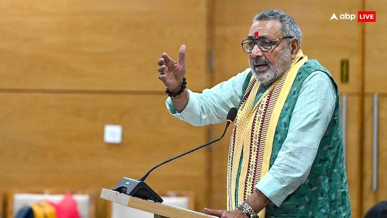 Giriraj Singh Came In Support Of One Nation One Election said Frequent elections disrupt law and order One Nation One Election: क्या नेहरू को गलत साबित करेंगे खरगे? वन नेशन वन इलेक्शन के विरोध पर भड़के गिरिराज सिंह