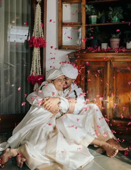 पूजा कन्नन ने कुछ दिनों पहले विनीत शिवकुमार से शादी की थी. बहन की शादी में साई पल्लवी ने भी रंग जमाया था. वे डांस करती हुई भी दिखाई दी थीं.