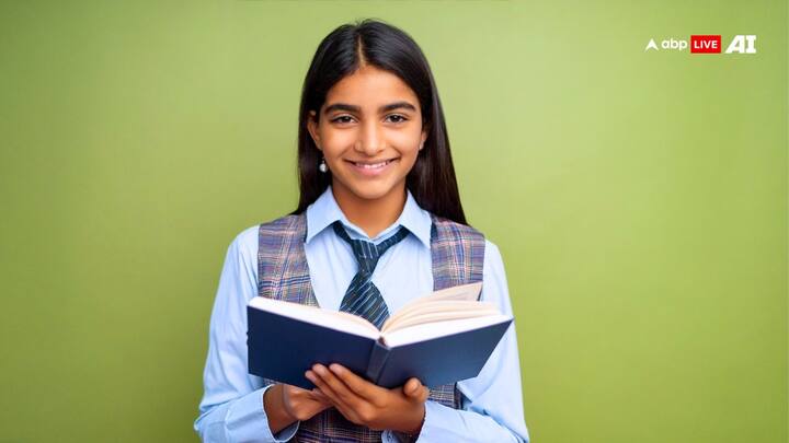 ये भी जान लें कि फीस केवल ऑनलाइन जमा की जा सकती है. किसी और माध्यम से जमा किया गया शुल्क स्वीकार नहीं किया जाएगा.