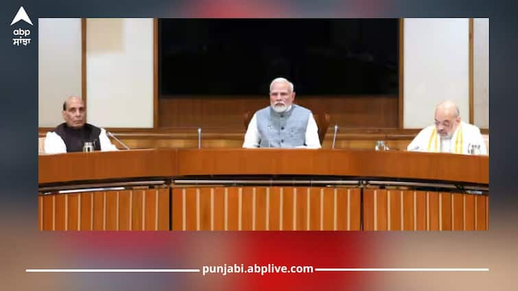 union cabinet approved one nation one election report bill to come in winter session details inside One Nation One Election: ਮੋਦੀ ਕੈਬਨਿਟ ਨੇ ਵਨ ਨੇਸ਼ਨ ਵਨ ਇਲੈਕਸ਼ਨ ਨੂੰ ਦਿੱਤੀ ਮਨਜ਼ੂਰੀ, ਸਰਦ ਰੁੱਤ ਸੈਸ਼ਨ 'ਚ ਪੇਸ਼ ਹੋਵੇਗਾ ਬਿੱਲ