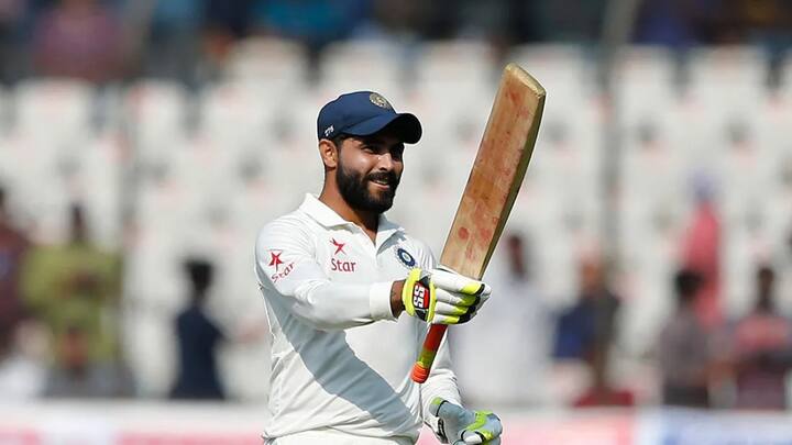 ஐந்தாவது இடத்தை பிடித்திருப்பவர் ஜடேஜா. இதுவரை 72 டெஸ்ட் போட்டிகளின் விளையாடி 64 சிக்சர்களை அவர் அடித்திருக்கிறார்.