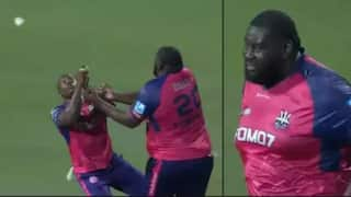 Rahkeem Cornwall Rovman Powell Involved In Hilarious Fielding Goof Up In CPL | WATCH VIDEO Dropped Catch Hilarious Caribbean Premier League