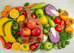 Skin Care Tips: ਚਿਹਰੇ 'ਤੇ ਲਿਆਉਣਾ ਚਾਹੁੰਦੇ ਕੁਦਰਤੀ ਨਿਖਾਰ, ਤਾਂ ਡਾਈਟ 'ਚ ਸ਼ਾਮਲ ਕਰੋ ਆਹ ਚੀਜ਼ਾਂ