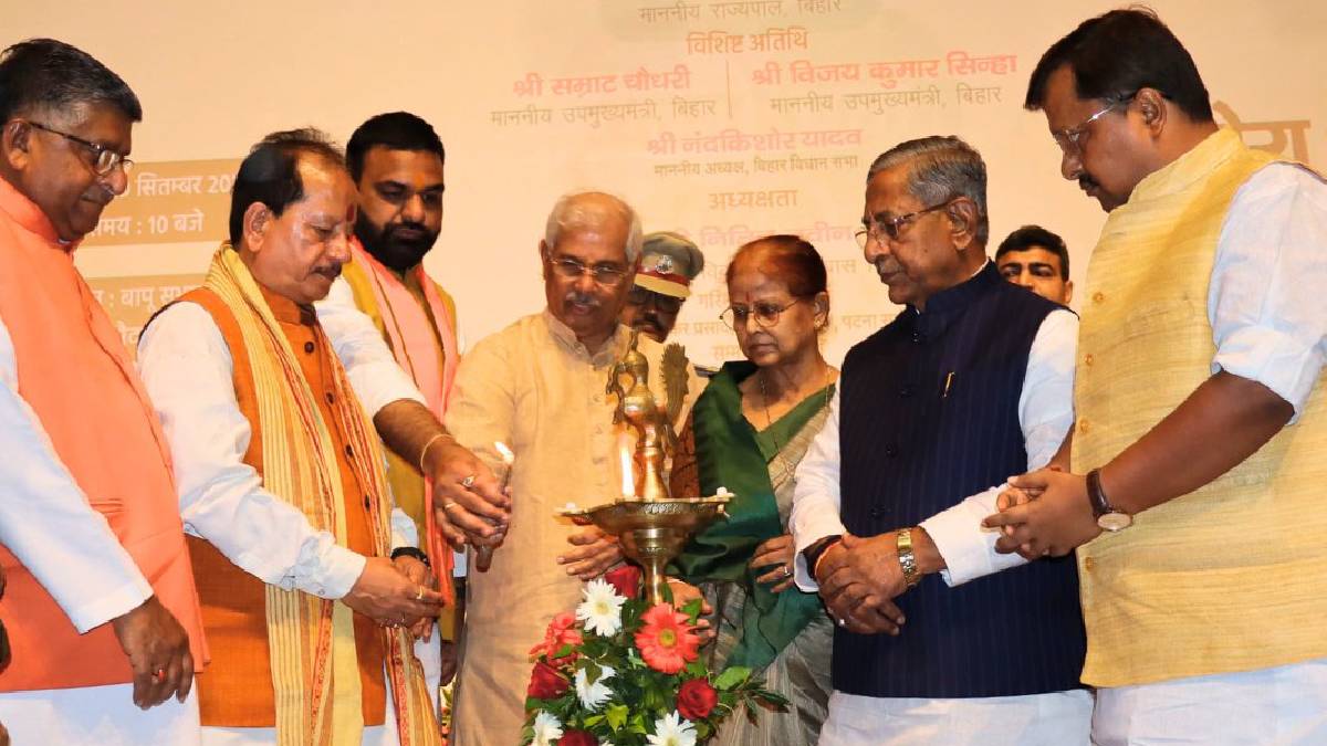 पटना में ‘मिशन टोटल सेग्रीगेशन’ अभियान का शुभारंभ, बिहार के स्कूलों में स्वच्छता प्लेज को मिली मंजूरी