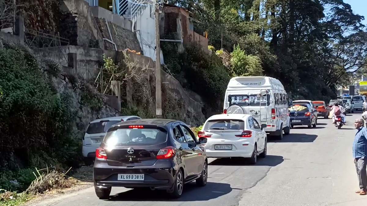 கொடைக்கானலில் தொடரும் போக்குவரத்து நெரிலை தவிர்க்க எஸ்பி நேரில் ஆய்வு