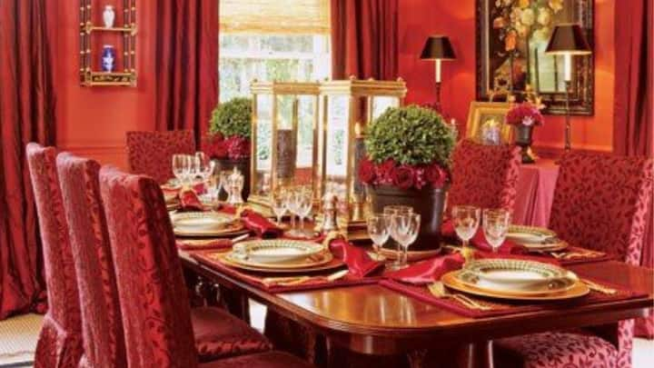 4. Red – The Bold Motivator: Red is a deep, warm color in the studied color spectrum that helps stimulate energy, appetite, and social contacts. It is suitable for use in dining rooms or other areas where people gather, but its use should be moderate to avoid overpowering the rooms. (Image source: Pinterest/archdigest)