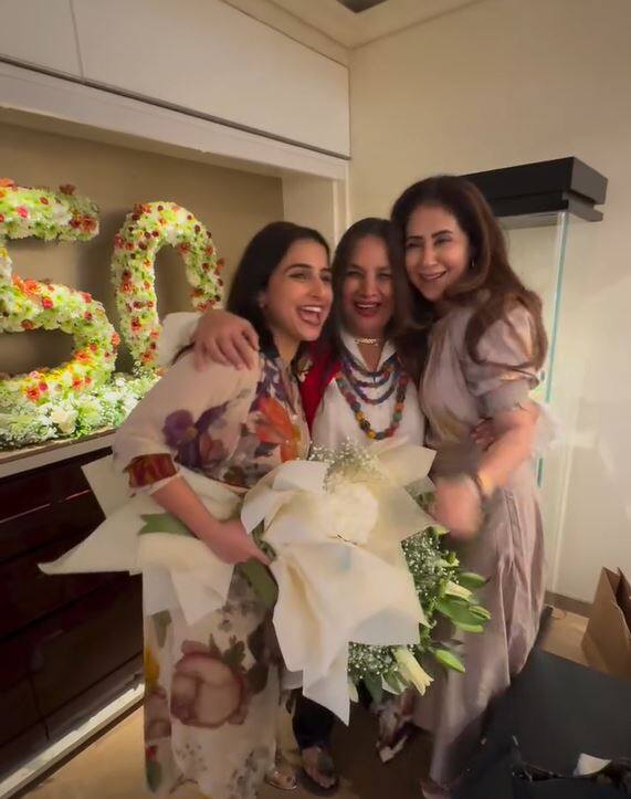 Farah Khan shared a lively video on Instagram, where Shabana was seen having a great time with Vidya Balan and Urmila Matondkar. (Image: Instagram/@farahkhankunder)