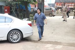 Himesh Reshammiya’s Father Funeral: Iulia Vantur, Sajid Khan, Atul Agnihotri And Others Pay Last Respects