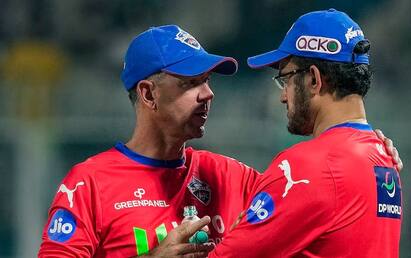 Ricky Ponting Salary Punjab Kings: પંજાબ કિંગ્સે રિકી પોન્ટિંગને મહત્વની જવાબદારી સોંપી છે. તેમને ટીમનો મુખ્ય કોચ બનાવવામાં આવ્યો છે. આ માટે પોન્ટિંગને સારો પગાર મળશે.