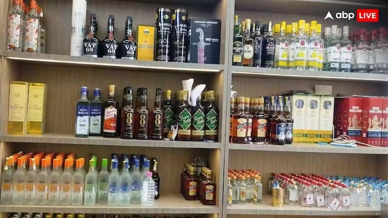 andhra pradesh new liquor policy naidu goverment reduces price of every brands 180ml pack Liquor Policy: ਸਸਤੀ ਹੋਈ ਸ਼ਰਾਬ ! ਖ਼ਜ਼ਾਨਾ ਭਰਨ ਲਈ ਸਰਕਾਰ ਨੇ ਲਿਆਂਦੀ ਨਵੀਂ ਸਕੀਮ, 99 ਰੁਪਏ 'ਚ ਮਿਲਣਗੇ ਸਾਰੇ ਬ੍ਰਾਂਡ, ਜਾਣੋ ਕਦੋਂ ਲਾਗੂ ਹੋਣਗੇ ਨਵੇਂ ਨਿਯਮ ?