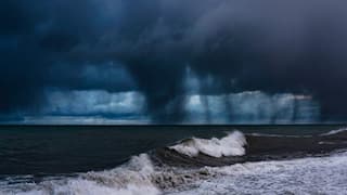 Weather Update: ਮੌਸਮ ਨੇ ਲਈ ਕਰਵਟ! 90KM ਦੀ ਰਫਤਾਰ ਨਾਲ ਤੂਫਾਨ ਦੀ ਚੇਤਾਵਨੀ! ਮੁੜ ਹੋਏਗਾ ਜਲਥਲ