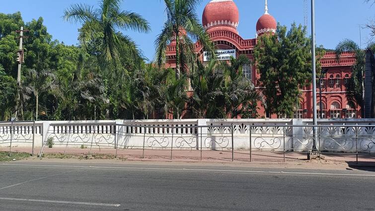 Thanjavur news Pavement wire in tanjore people want should be repaired - TNN அதிகாரிகளே என்னை கொஞ்சம் பார்ப்பீங்களா? உங்கள் பார்வைப்படுமா?