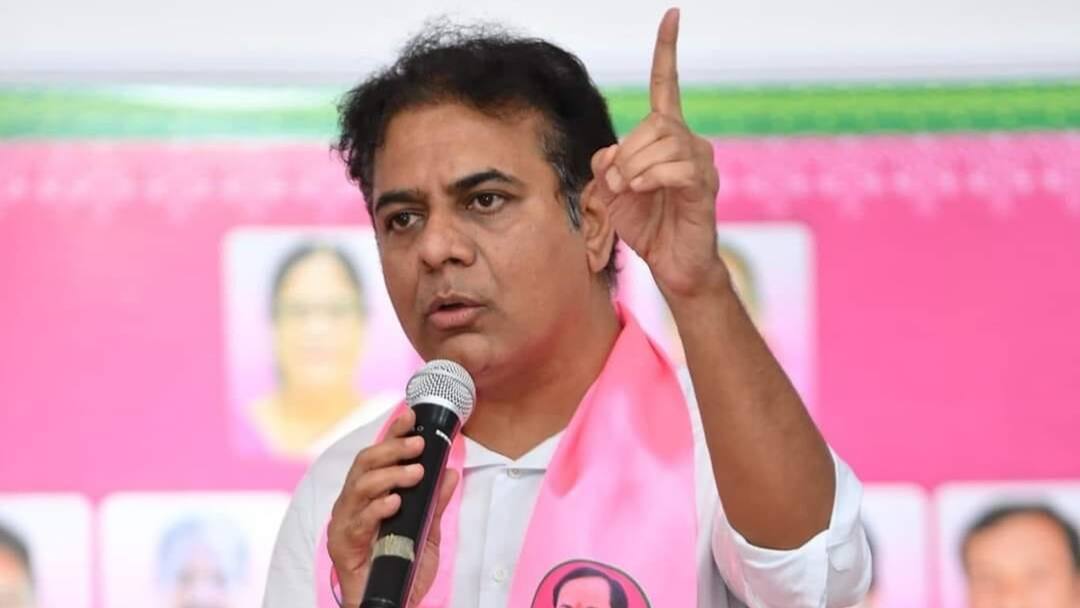 KTR: పిల్లలు పిట్టల్లా రాలిపోతున్నారు, మాపై బురద జల్లుతారా? - కేటీఆర్ BRS working president KTR slams Congress govt over better medical treatments KTR: పిల్లలు పిట్టల్లా రాలిపోతున్నారు, మాపై బురద జల్లుతారా? - కేటీఆర్
