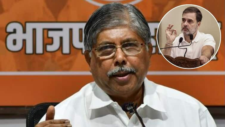 Your leader rahul gandhi sits in England and says he will spend reservation and you say we will spend reservation Criticism of Chandrakant Patil Chandrakant Patil On Rahul Gandhi : तुमचा नेता इंग्लंडमध्ये बसून आरक्षण घालवतो असं म्हणतो आणि आम्ही आरक्षण घालवणार अस सांगता; चंद्रकांत पाटलांची टीका