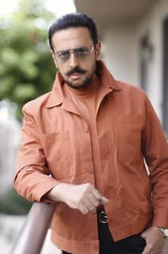 खूंखार विलेन बनकर Gulshan Grover ने इन फिल्मों में खूब डराया, ओटीटी पर आज ही निपटा डालें