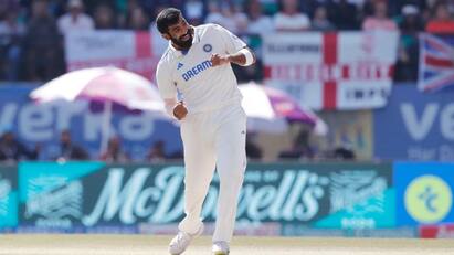 Bumrah back at No 1 in Test bowling rankings check icc rankings ICC Rankings: யார்க்கர் கிங் பும்ரா - ஐசிசி டெஸ்ட் தரவரிசையில் முதலிடம், ஜெய்ஷவால் ஏறுமுகம், கோலி, ரோகித் நிலை என்ன?