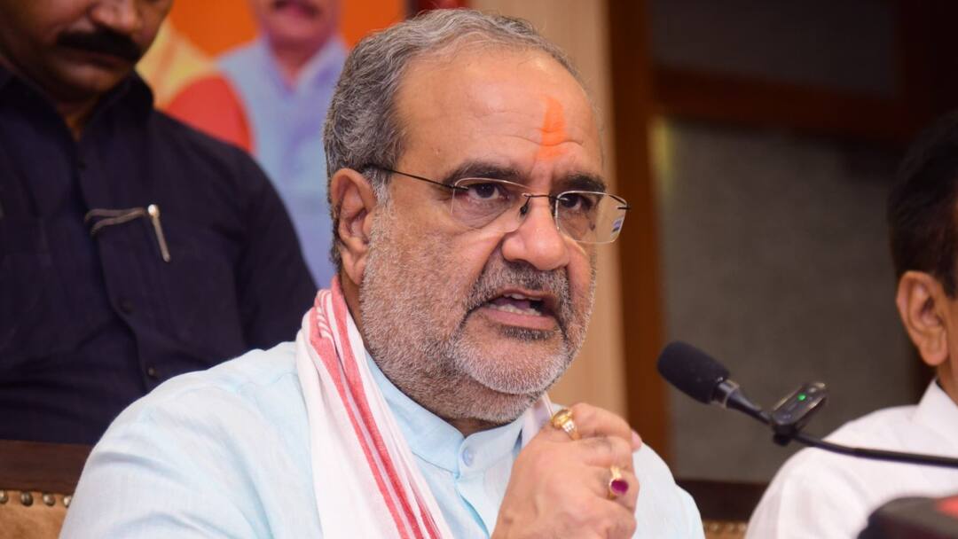 अखिलेश यादव के धूर्त वाले बयान पर भड़के भूपेंद्र चौधरी, जानें क्या बोले BJP प्रदेश अध्यक्ष UP BJP Chief Bhupendra Chaudhary Angry on Akhilesh Yadav Sly Sadhu Mahant Statement अखिलेश यादव के धूर्त वाले बयान पर भड़के भूपेंद्र चौधरी, जानें क्या बोले BJP प्रदेश अध्यक्ष