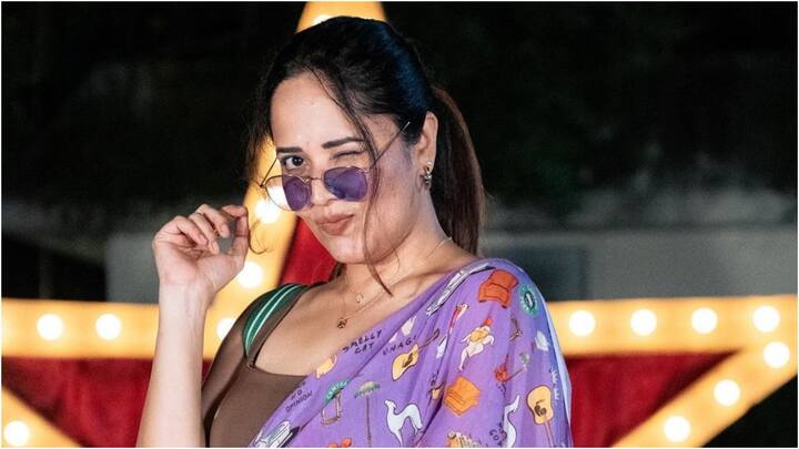 Anasuya Latest Photos: అనసూయ ఏం చేసినా సంథింగ్ స్పెషల్ అనేలా ఉంటుంది. అవి ఫోటోలు అయినా సరే... సినిమాలు, టీవీ షోలు అయినా సరే. ఈ బ్యూటీ లేటెస్ట్ గా సోషల్ మీడియాలో షేర్ చేసిన ఫోటోలు చూశారా?