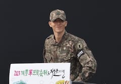 Twenty-Five Twenty-One Actor Nam Joo-hyuk Discharged From Military, Greeted By Fans With Gifts And Flowers
