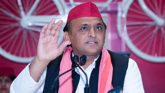 UP में अपने गढ़ से 1300KM दूर J&K में चुनाव लड़ने पहुंचे अखिलेश यादव, NOTA से महामुकाबले का क्या रहा रिजल्ट? UP में अपने गढ़ से 1300KM दूर J&K में चुनाव लड़ने पहुंचे अखिलेश यादव, NOTA से महामुकाबले का क्या रहा रिजल्ट?