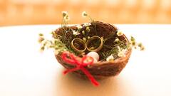 शादी के बाद एक हफ्ते तक कपड़े नहीं पहनती है दुल्हन, दूल्हे के लिए भी होते हैं नियम