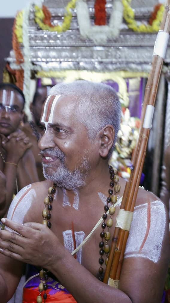 कौन हैं जीयर्स पुजारी… तिरुमाला तिरुपति मंदिर का सबसे अहम हिस्सा