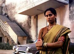 जब शूटिंग के बीच अमरीश पुरी ने सच में जड़ दिया स्मिता पटेल को थप्पड़, ऐसा था एक्ट्रेस का रिएक्शन