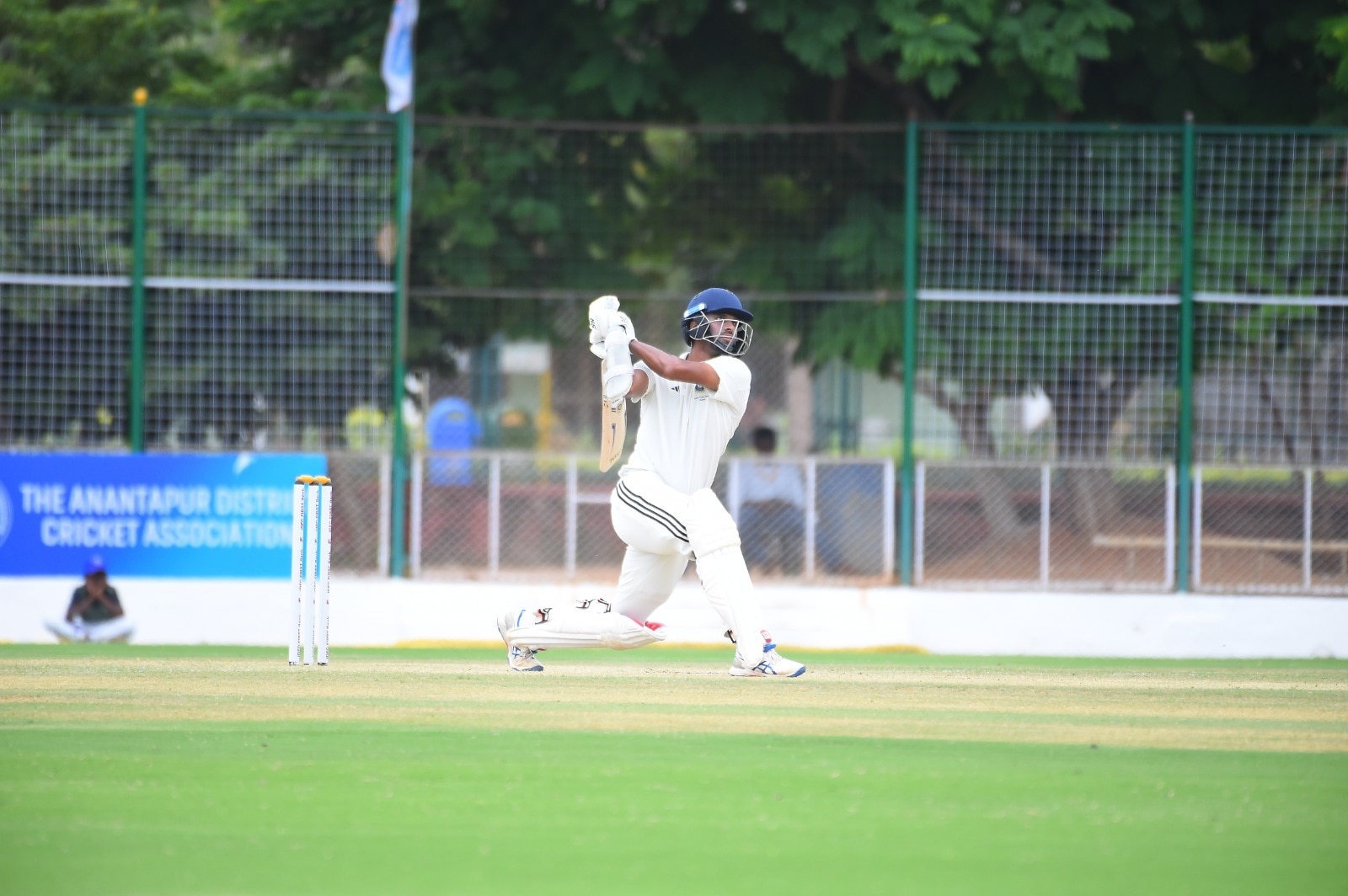 Duleep Trophy 2024: దులీప్‌ ట్రోఫీలో తెలుగు తేజం దూకుడు, రెండో సెంచరీకి అడుగు దూరంలో రికీ భుయ్