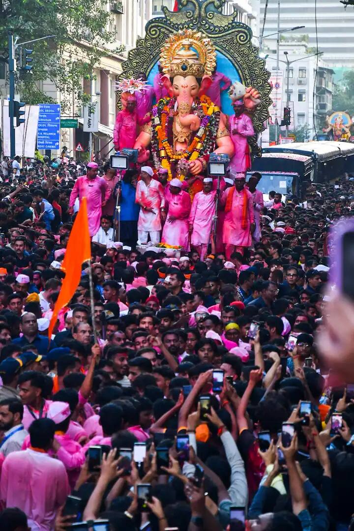 7 સપ્ટેમ્બરથી 20 સપ્ટેમ્બર સુધીમાં કુલ રોકડ રકમ 5 કરોડ 65 લાખ 90 હજાર રૂપિયા જમા થઈ હતી.