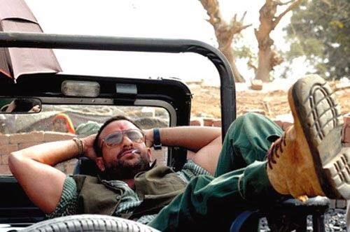 फिल्म में सैफ अली खान एक खूंखार विलेन का रोल निभाया था. लेकिन इसके लिए एक्टर ने असली में काफी दर्द झेला था.