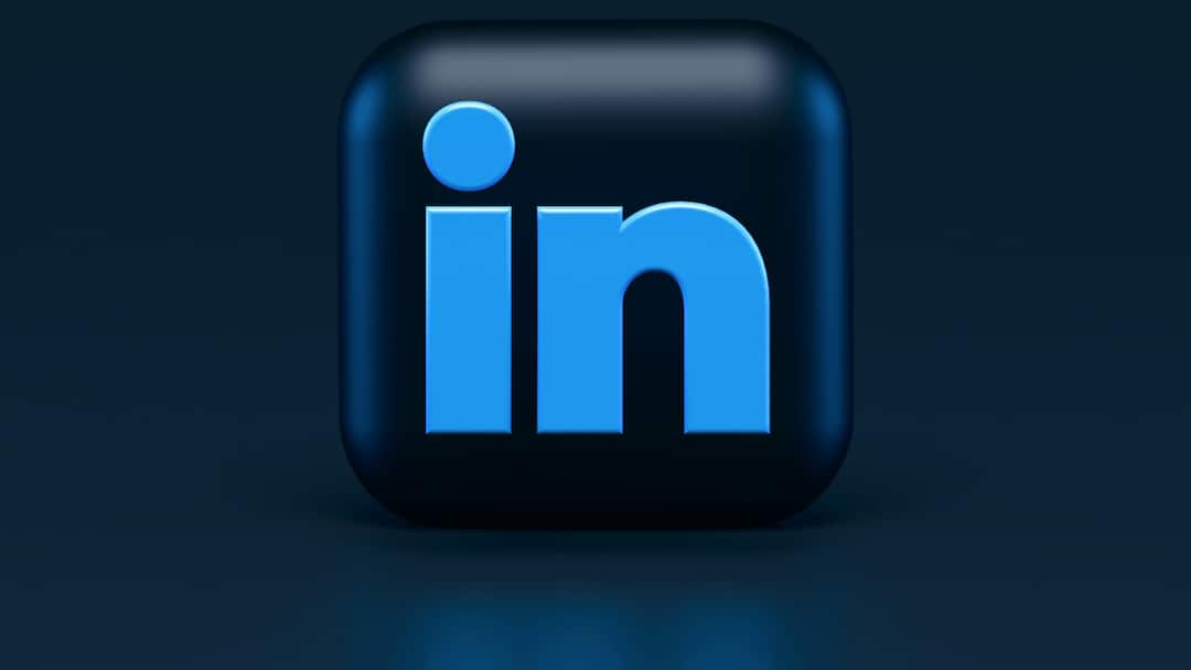 LinkedIn Using Personal Data Consumers Without Consent To Train AI Model How To Turn It Off LinkedIn Is Using Your Data Without Your Consent To Train Its AI Model, Here's What You Can Do To Stop It