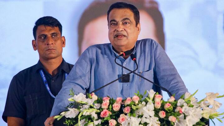 शुभंकर मिश्रा ने बातचीत के दौरान नितिन गडकरी से जब यह पूछा कि जब वे पार्टी के अध्यक्ष हुआ करते थे तो अमित शाह को खूब वेट करवाया करते थे और मोदी जी इकलौते मुख्यमंत्री थे, जो नितिन गडकरी के पार्टी प्रेसिडेंट बनने पर नहीं आए थे. इसी के साथ शुभंकर मिश्रा ने यह भी पूछा कि आपके नरेंद्र मोदी और अमित शाह के साथ कैसे संबंध है?