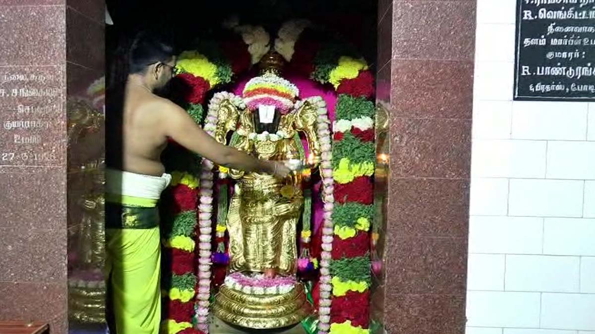 புரட்டாசி முதல் சனிக்கிழமை; தேனி பெருமாள் கோயில்களில் பக்தர்கள் சிறப்பு வழிபாடு