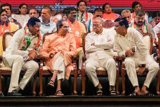 Maharashtra Election Result :  महाविकास आघाडीचे शतक पूर्ण, अनेक दिग्गज आघाडीवर