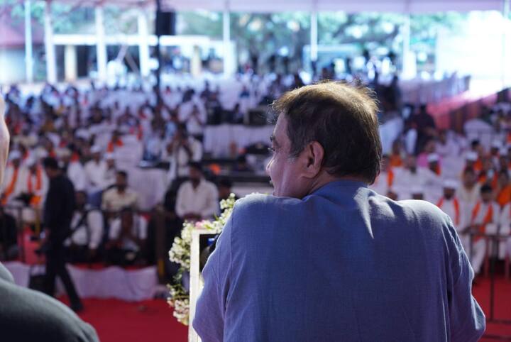 इलेक्ट्रिकच्या बसेसमध्ये मी काही अडचणच नाही, असे म्हणताना नितीन गडकरींनी नव्या प्रोजेक्टची माहिती दिली.