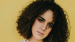 Curly Hair Care Tips: কোঁকড়ানো চুলে বেশি যত্নের প্রয়োজন, কীভাবে খেয়াল রাখবেন?