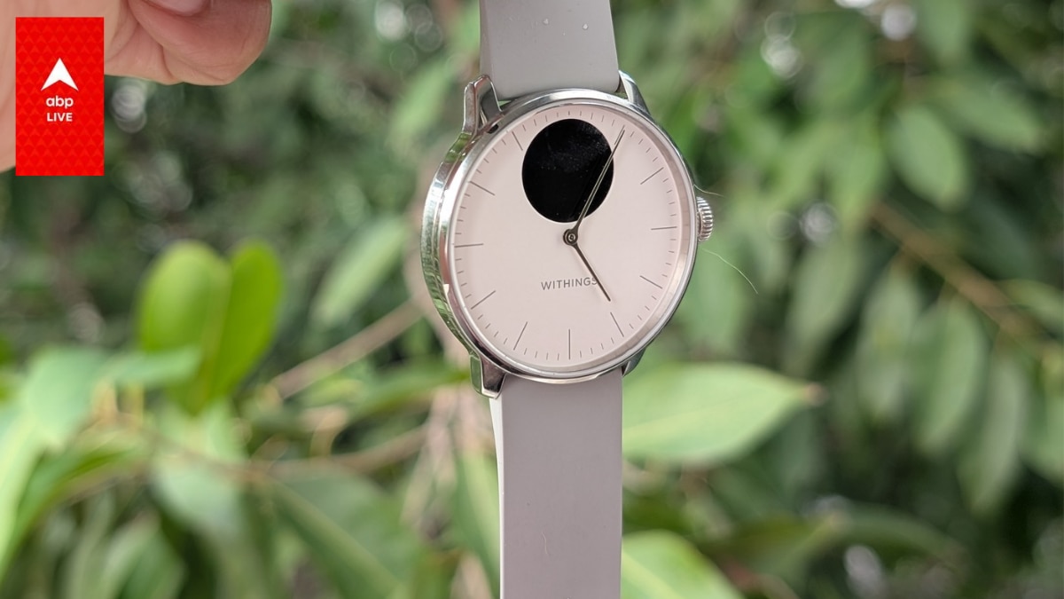 Withings ScanWatch Light Review: Analog Watch, Digital Features, and a Battery That Lives Up to the Taste