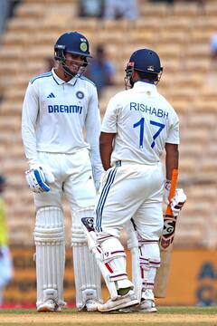 Rishabh Pant: ऋषभ पंतचे झंझावाती शतक अन् गर्लफ्रेंड ईशाची पोस्ट; तीन शब्दांत सर्व बोलून गेली!