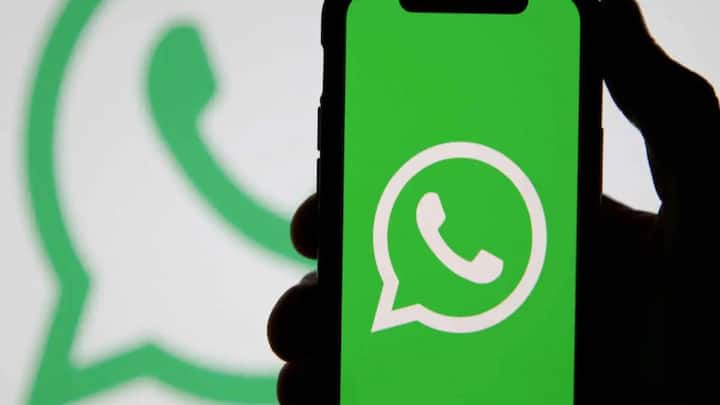 व्हॉट्सॲप हे मेसेजिंगसाठी सर्वात लोकप्रिय ॲप आहे. मात्र प्राईव्हसी ही एक मोठी समस्या आहे. अनेक वेळा व्हॉट्सॲपवरून असे सिग्नल मिळतात, ज्यावरून असे दिसून येते की कोणीतरी तुमचे चॅट वाचत आहे.
