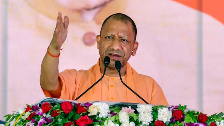 Haryana Polls: Yogi Adityanath Compares Congress To ‘Dilapidated’ Babri Mosque, Reiterates ‘Bat