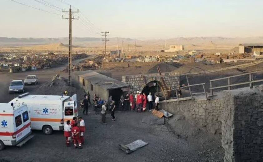 Iran News: ઈરાનમાં કોલસાની ખાણમાં મોટો વિસ્ફોટ, 30 ના મોત, 17 ઘાયલ Gas explosion in Iran coal mine death 30 workers and injures more than 17 Iran News: ઈરાનમાં કોલસાની ખાણમાં મોટો વિસ્ફોટ, 30 ના મોત, 17 ઘાયલ